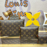 Louis Vuitton Kirigami Pochette M12203 Brown